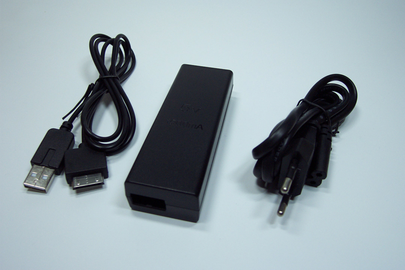Netzteil / Reiselader 220V  für Sony PSP GO